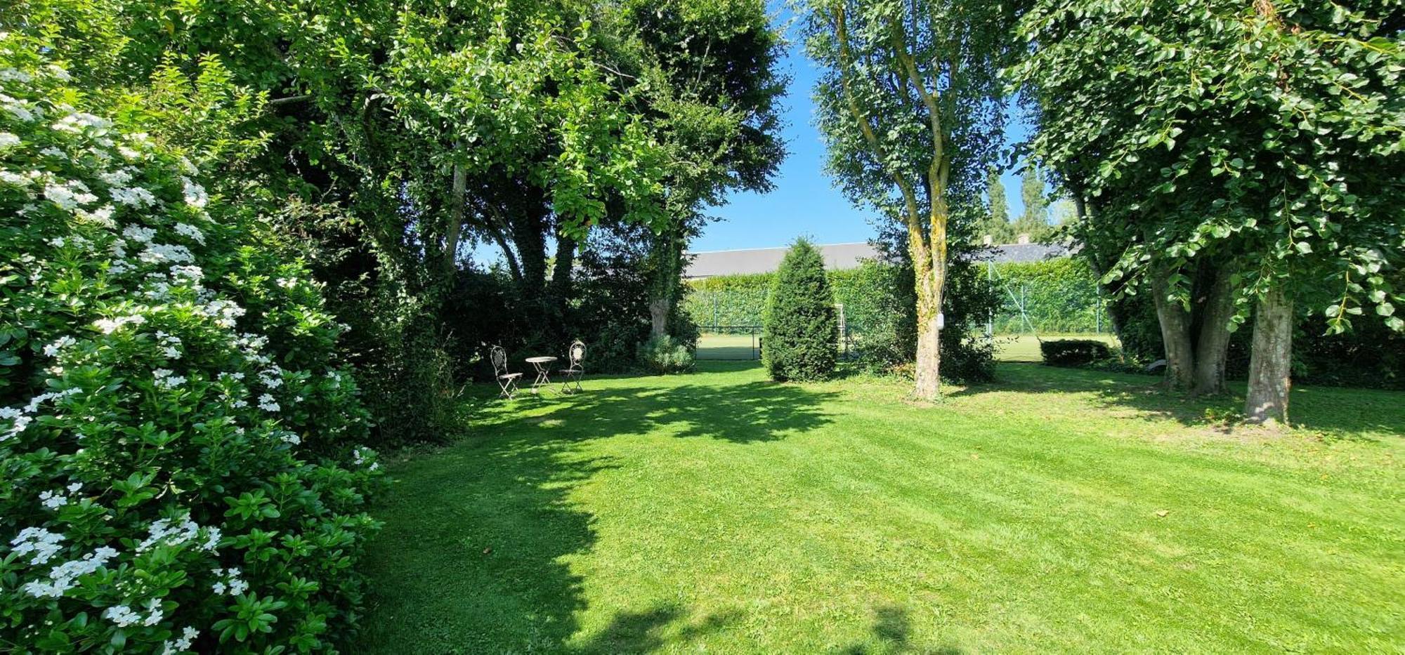 Charmant Logement Dans Un Ecrin De Verdure Le Manoir  Exterior photo